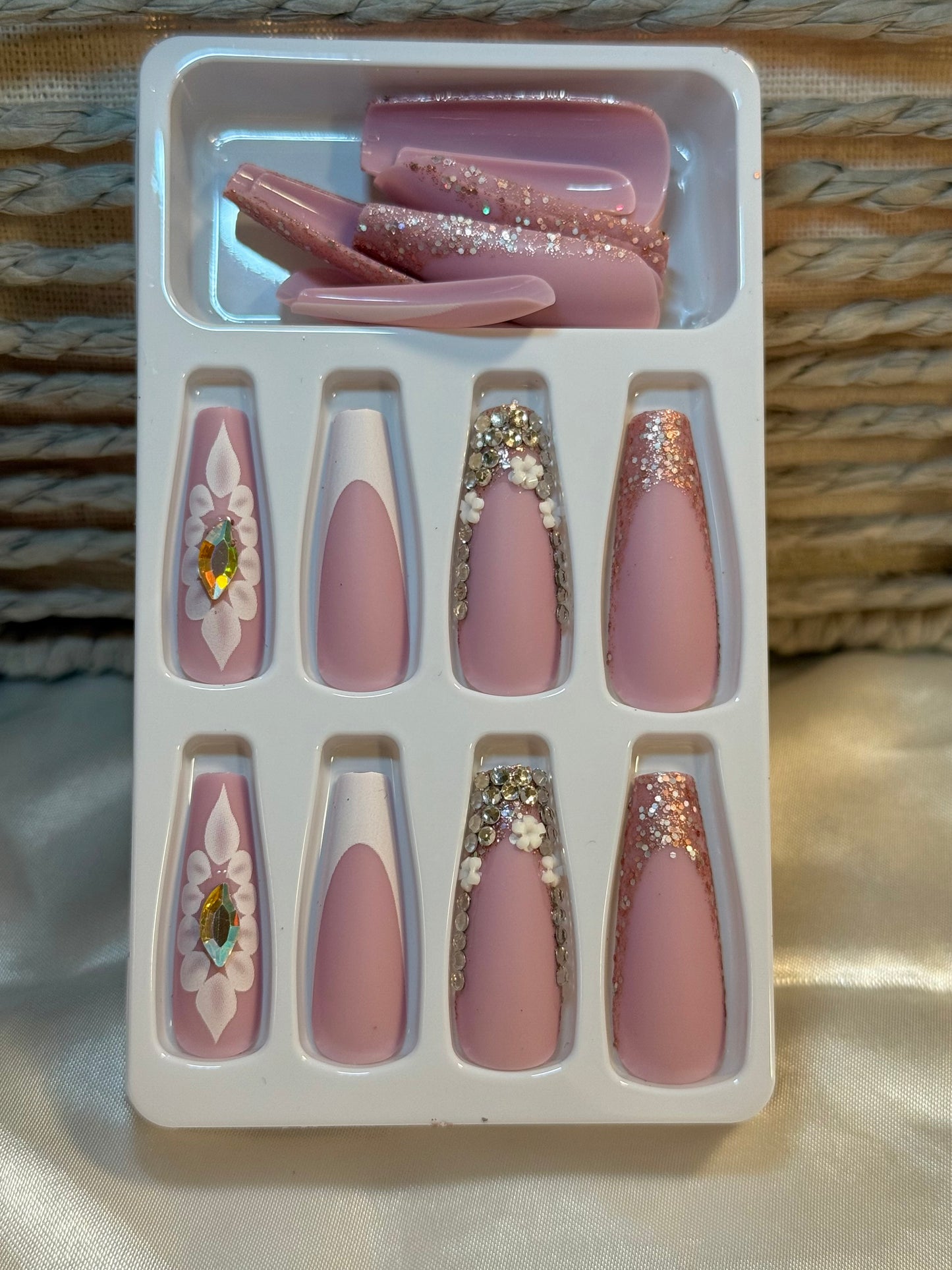 Press on nails for winter