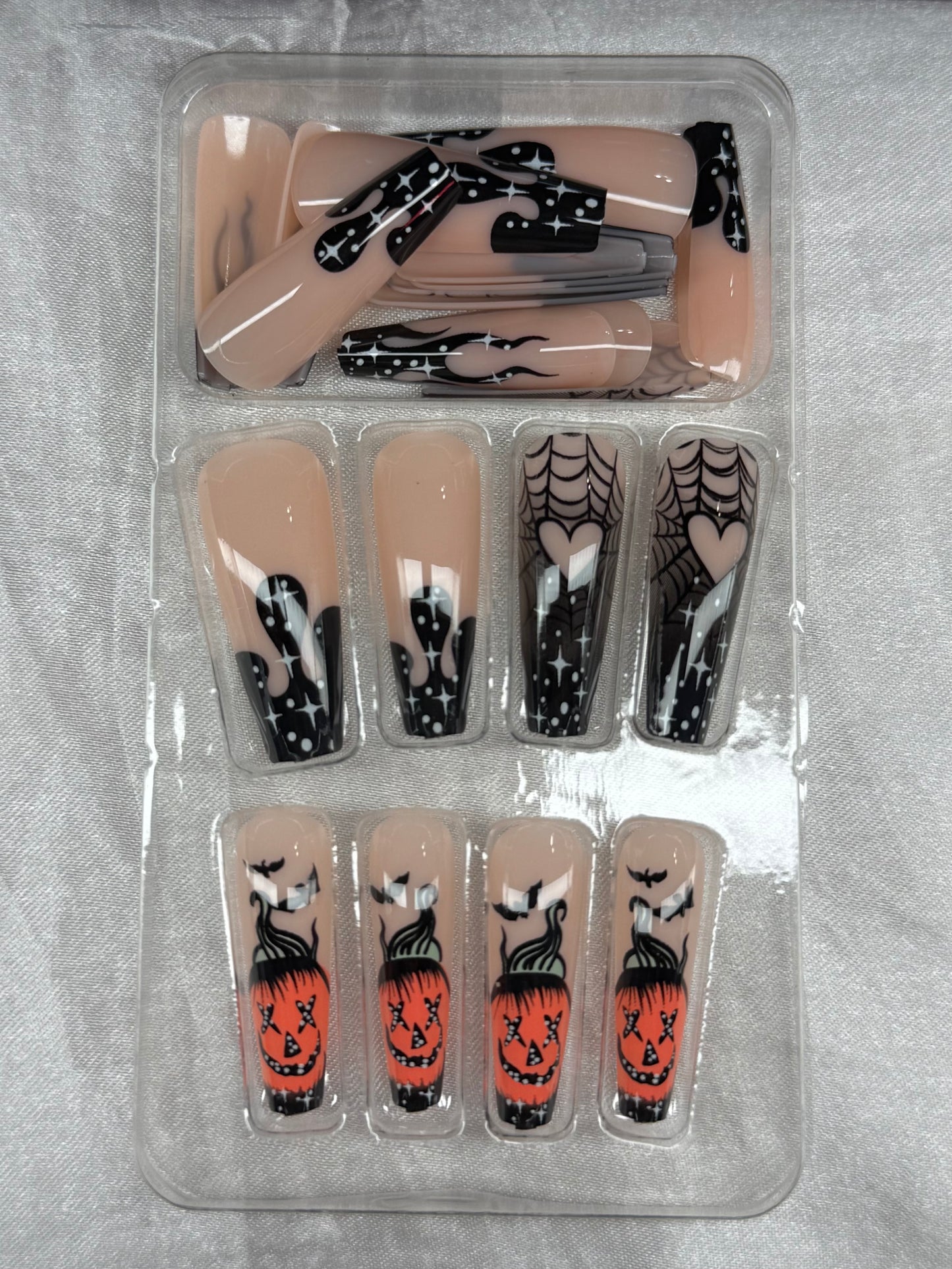 Press on nails for Halloween